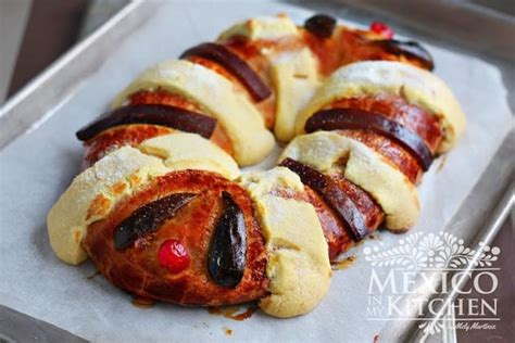how-to-make-rosca-de-reyes-recipe-three-kings-bread image