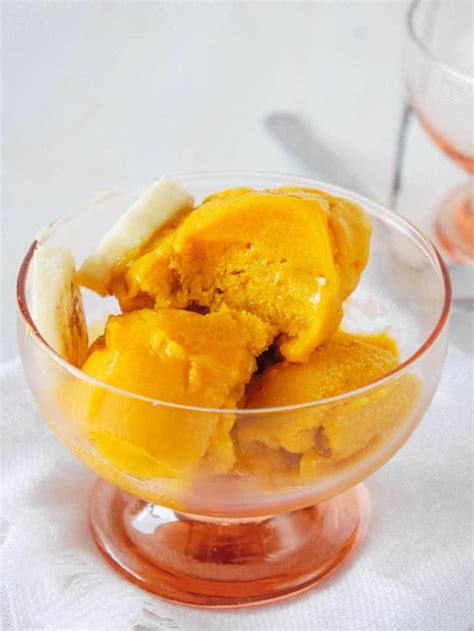 mango-nice-cream-healthy-vegan-the-picky-eater image