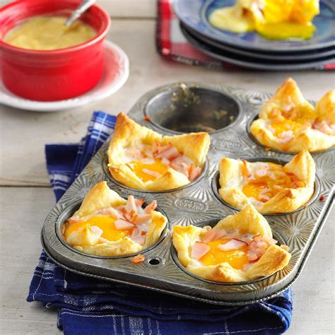 30-portable-breakfast-recipes-made-in-a-muffin-tin image