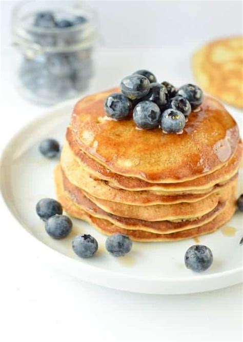 4-ingredient-vegan-chickpea-flour-pancakes-the image