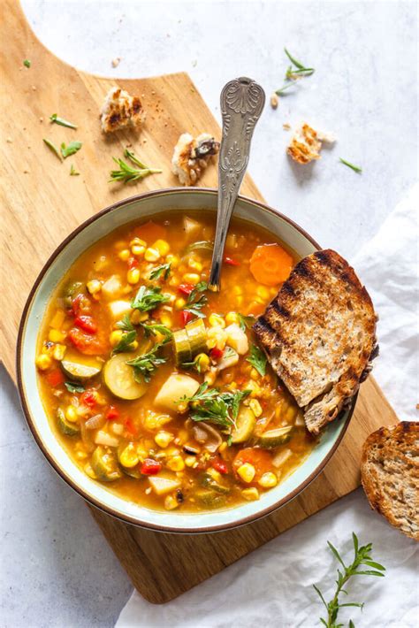 vegan-roasted-corn-and-pepper-soup-vibrant-plate image