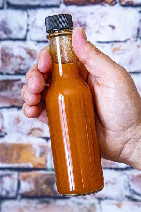 how-to-make-hot-sauce-from-dried-peppers-chili image