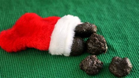 lumps-of-coal-treats-simple-and-seasonal image