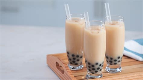 how-you-can-make-milk-tea-at-home-yummyph image