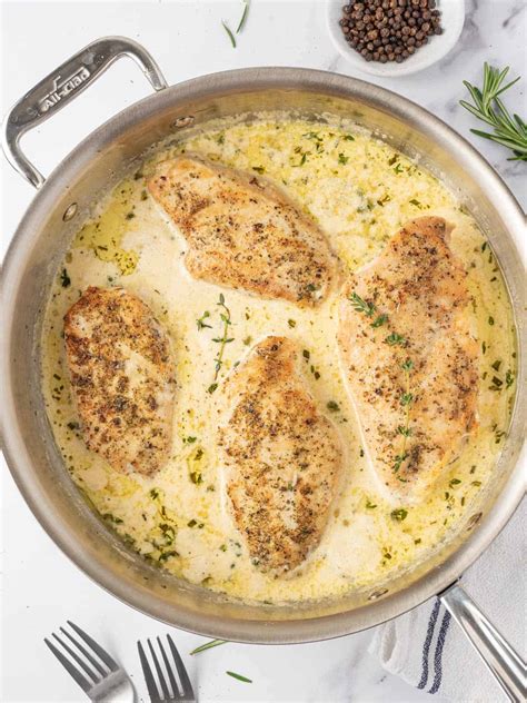 easy-creamy-herbed-chicken-recipe-cookin-with-mima image