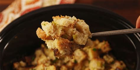 best-crockpot-stuffing-recipe-how-to-make-slow image