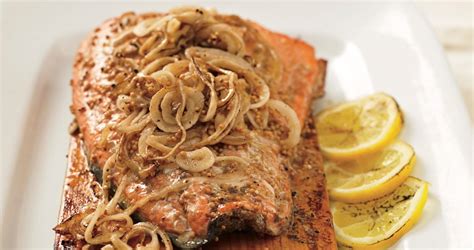 maple-mustard-cedar-plank-salmon-with-sweet-onion image