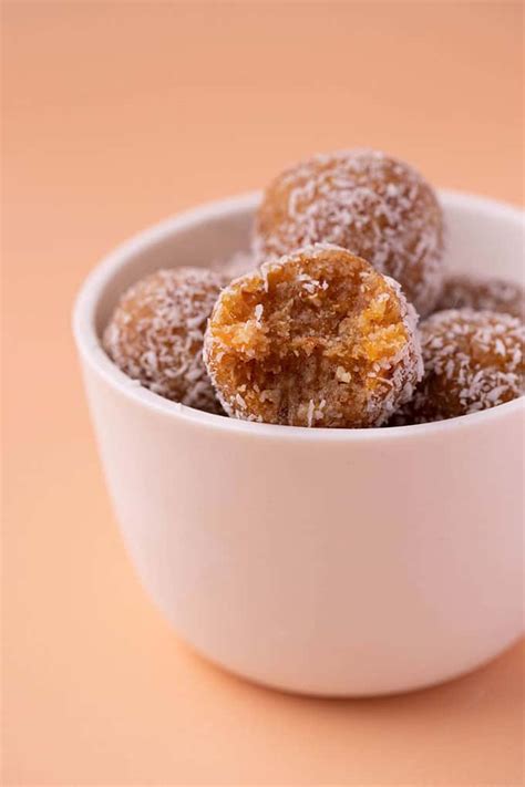 easy-apricot-balls-just-5-ingredients image