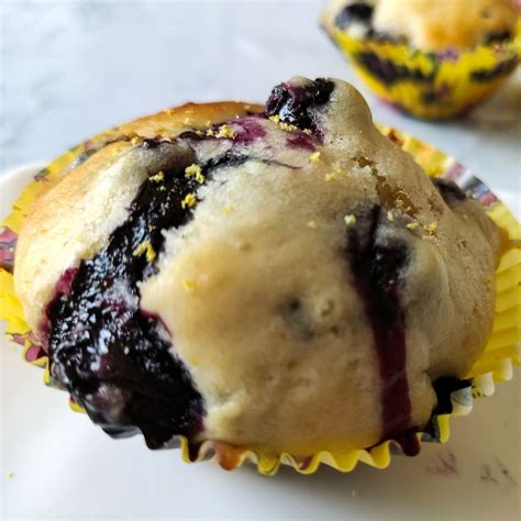 easy-quick-vegan-blueberry-and-lemon-muffins image