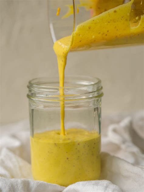 creamy-homemade-honey-mustard-sauce-perfect-fast image