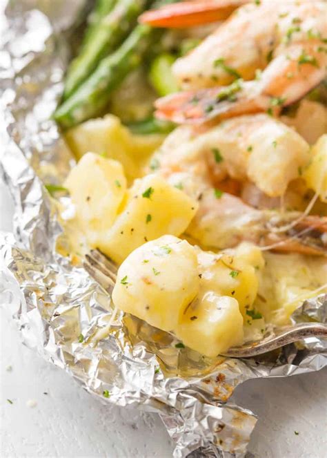 creamy-garlic-prawns-shrimp-cheesy-potato-foil image