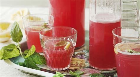 rhubarb-lemonade image