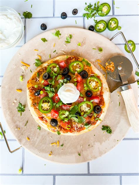 quick-and-easy-mexican-pizza-with-shredded-chicken image