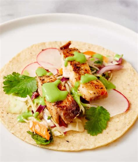 easy-fish-tacos-with-the-best-fish-taco-sauce-clean image