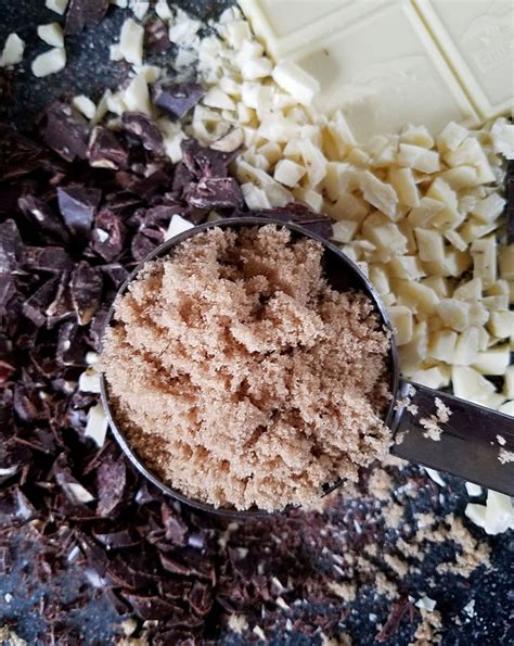 recipe-best-ever-white-dark-chocolate-chip image