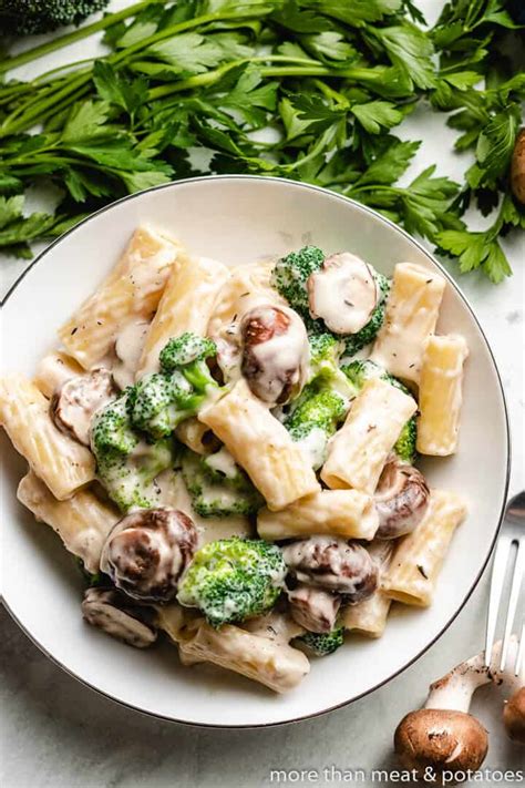 creamy-mushroom-broccoli-pasta-more-than-meat-and image