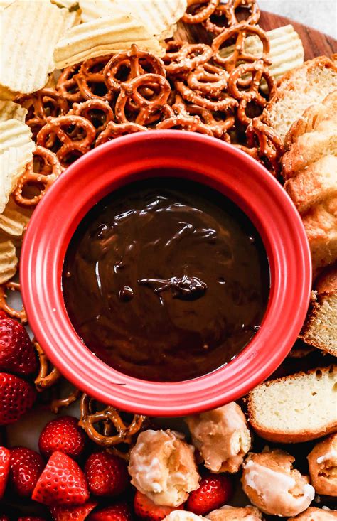 chocolate-fondue-recipe-wellplatedcom image