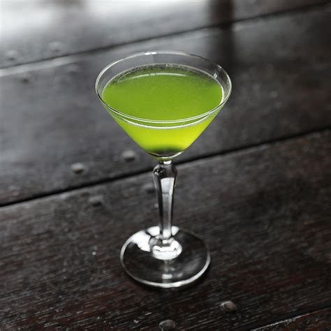 june-bug-cocktail-recipe-diffords-guide image