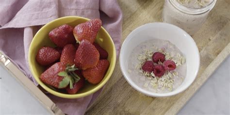 swiss-oatmeal-recipe-the-beachbody-blog image