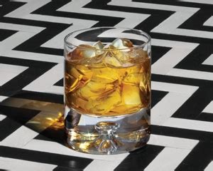 9-drambuie-cocktails-culinarylore image
