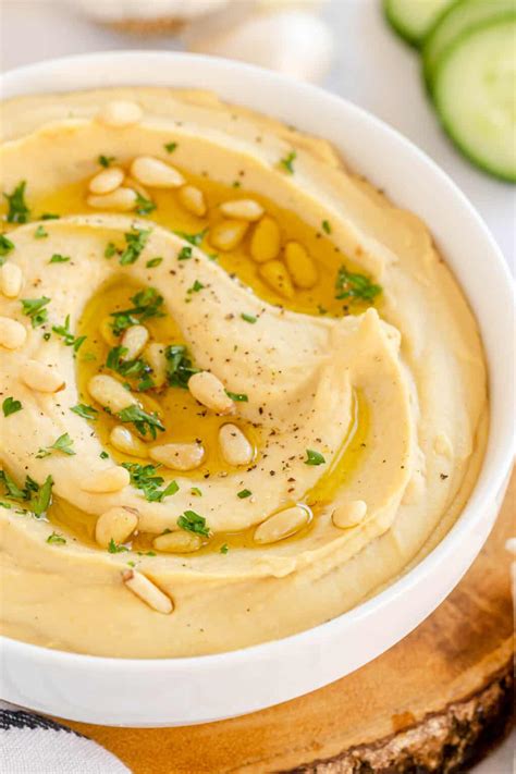the-best-roasted-garlic-hummus-kylee-cooks image
