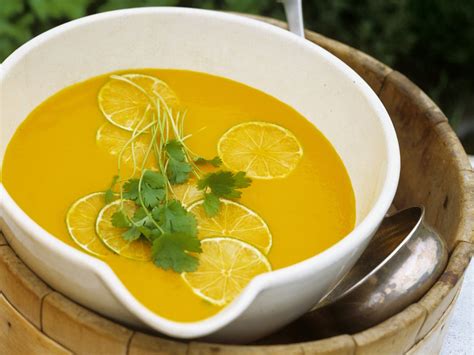 carrot-soup-with-lime-recipe-eat-smarter-usa image