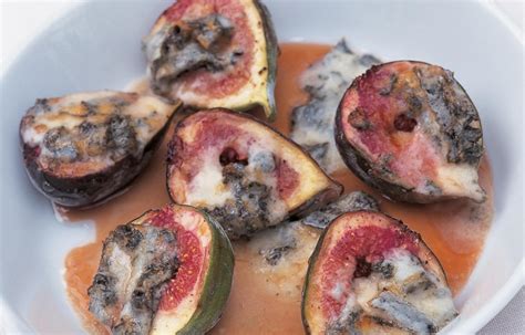 roasted-figs-with-gorgonzola-and-honey-vinegar-sauce image