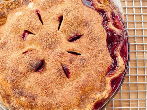 pie-of-the-week-peach-and-plum-pie-serious-eats image