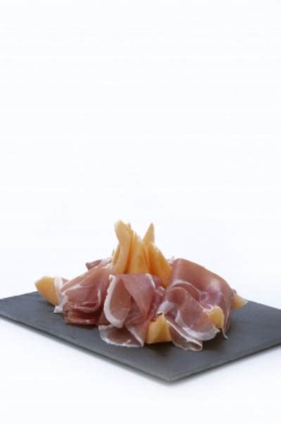 parma-ham-with-melon-recipe-easy-appetizer-with image