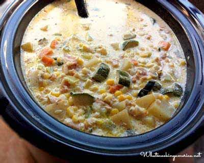 zucchini-corn-clam-chowder-soup-recipe-whats image