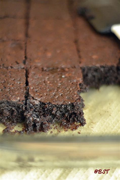easy-fudge-brownies-the-big-sweet-tooth image