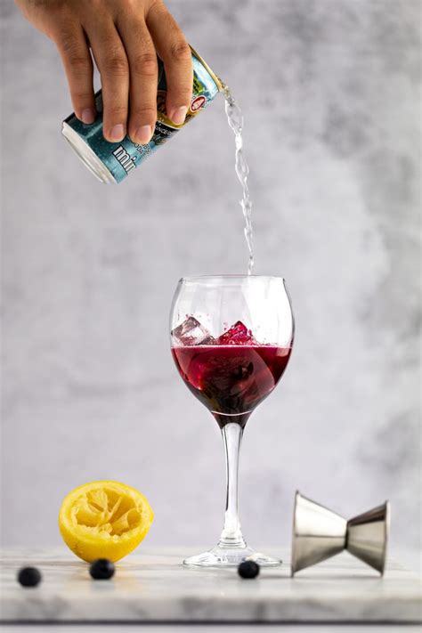 blueberry-gin-cocktail image
