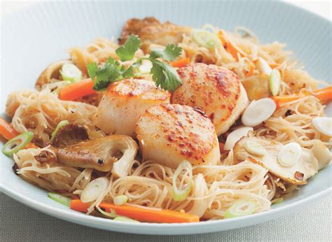 christine-has-stir-fry-noodles-with-seared-scallops image