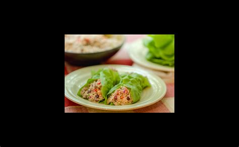 crunchy-mediterranean-tuna-salad-wrap-diabetes image