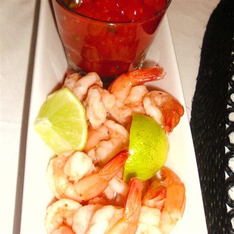 shrimp-with-cilantro-lime-cocktail-sauce-bigovencom image