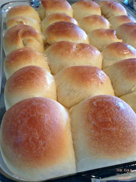 buttery-dinner-rolls-in-the-bread-machine-domestically-creative image
