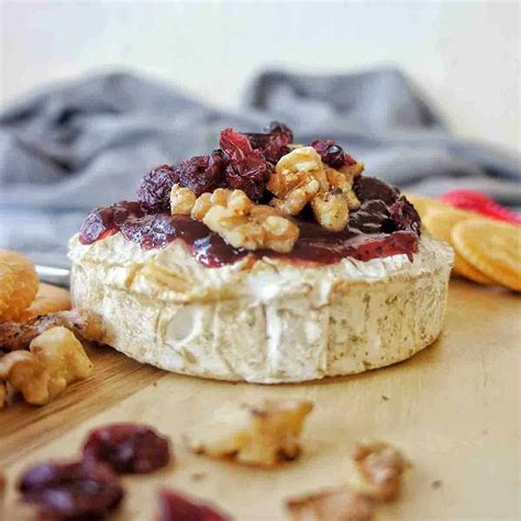 baked-camembert-with-cranberry-sauce image