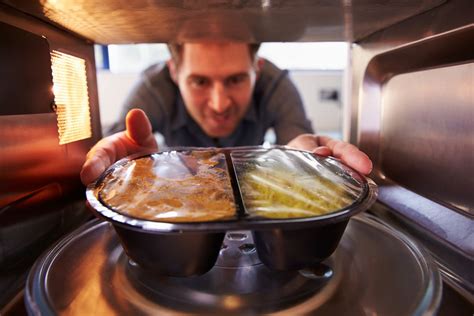 microwave-cooking-and-nutrition-harvard-health image