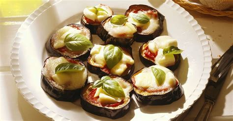 cheesy-baked-eggplant-recipe-eat-smarter-usa image