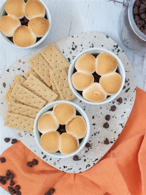 easy-smores-dip-you-can-make-all-year-long image