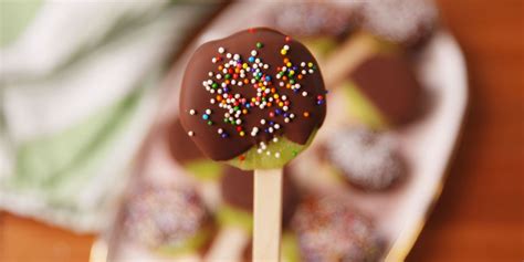 best-chocolate-kiwi-pops-how-to-make-chocolate image