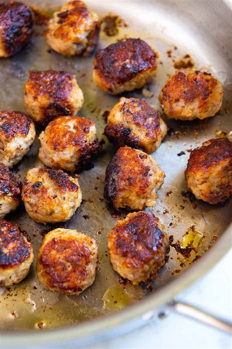 how-to-make-tender-juicy-meatballs image