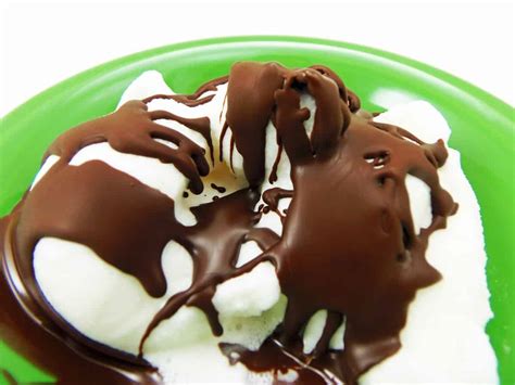 how-to-make-chocolate-shell-topping-my-frugal-home image