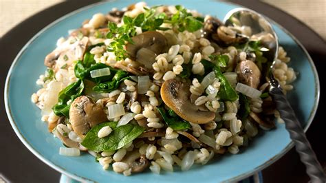 spinach-and-mushroom-barley-pilaf-heart-and-stroke image