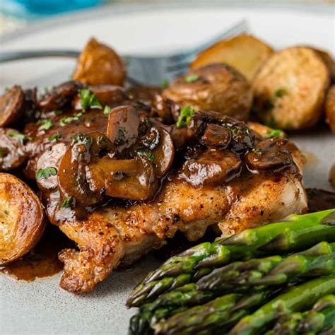 pan-seared-chicken-with-mushrooms-video-kevin-is image
