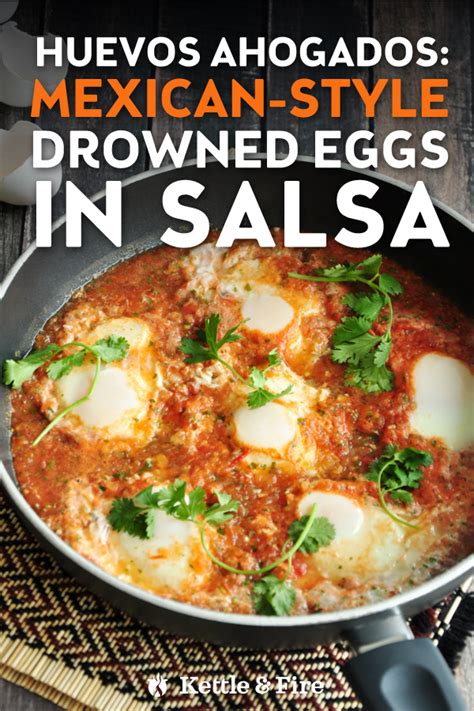 huevos-ahogados-mexican-style-drowned-eggs-in-salsa image