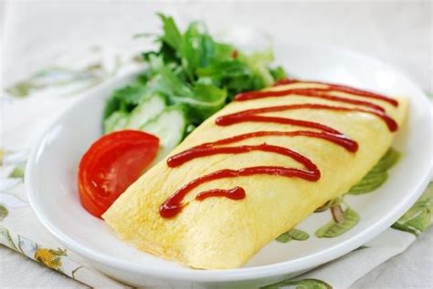 omurice-omelette-rice-korean-bapsang image