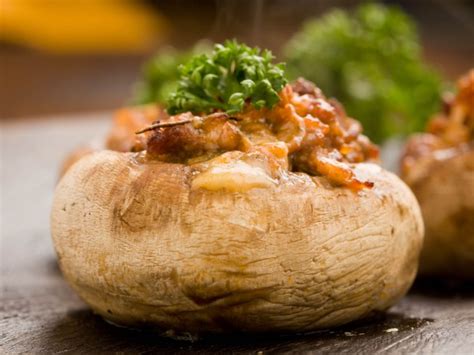 carrabbas-italian-grill-stuffed-mushrooms image