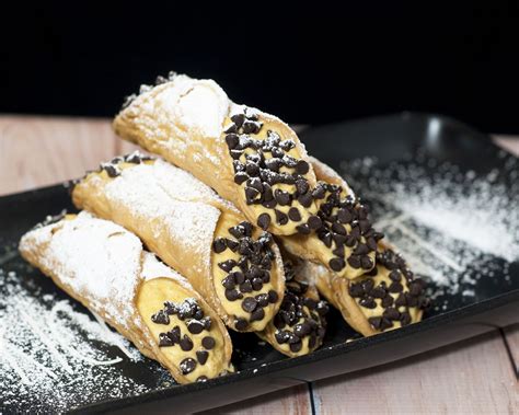 pumpkin-cannoli-by-the-redhead-baker image