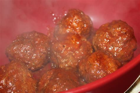 authentic-italian-meatball-recipe-mama-mia-its-a-so image